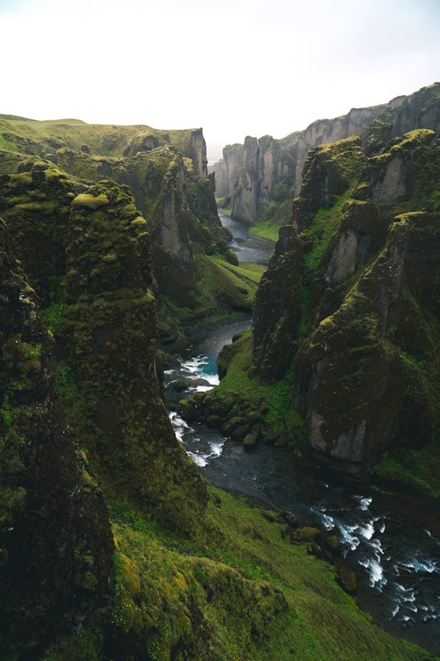 Book customized Iceland tour packages with Travel and Live