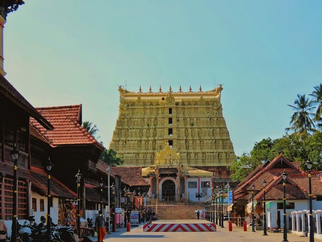 The capital city, famous for the Padmanabhaswamy Temple and Kovalam Beach